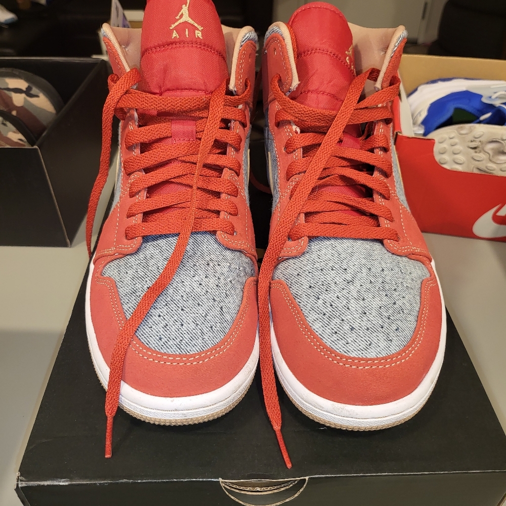 Sir Jordan Retro Mid 1
